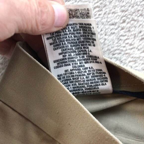 Dockers Mens Pants Size 44x30 Khaki Classic Fit Chino Straight Flat Front Tan - Picture 11 of 16